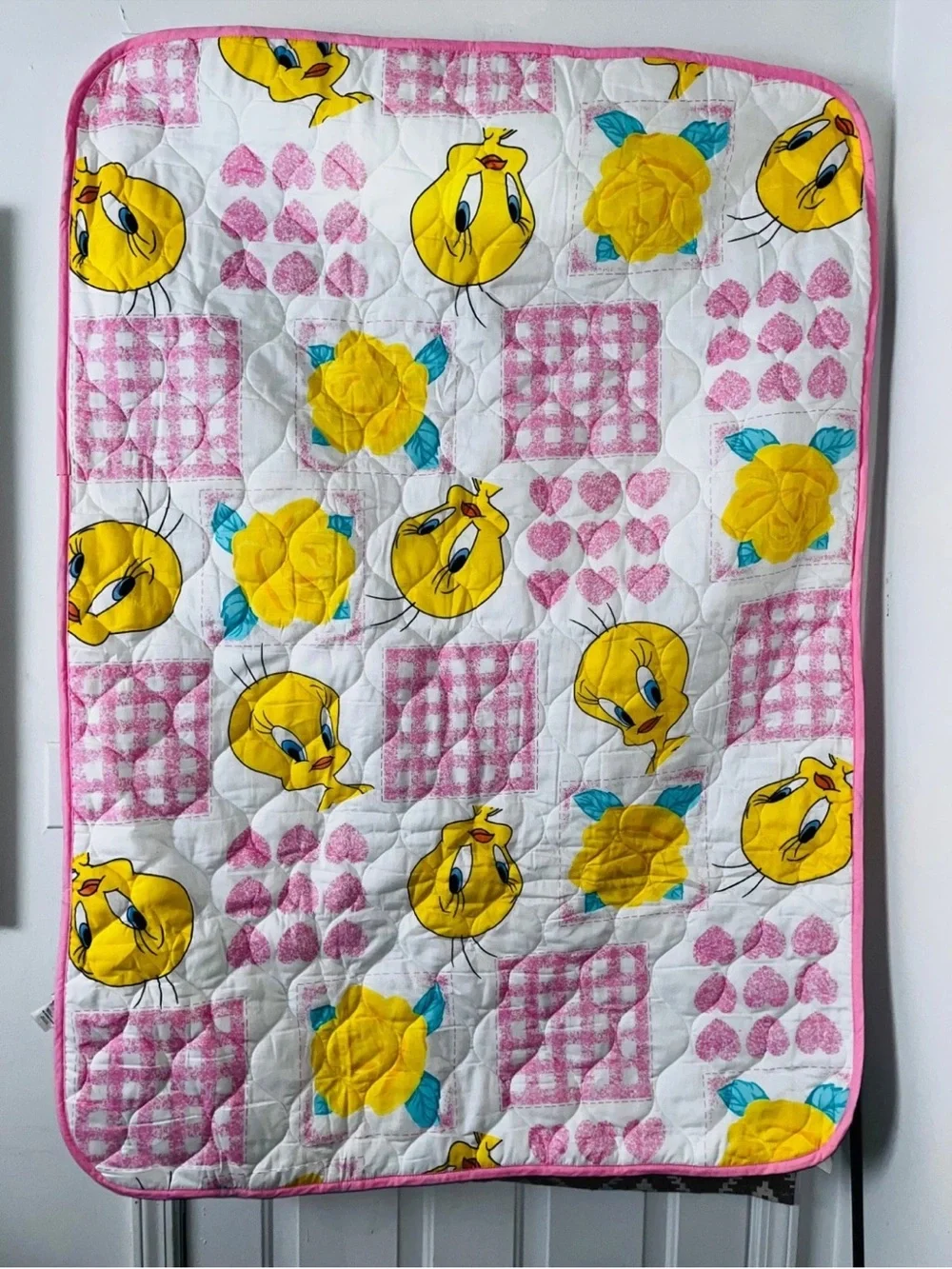 Vintage 90s Tweety Bird Head New Looney Tunes Quilt Baby Blanket Pink Hearts New